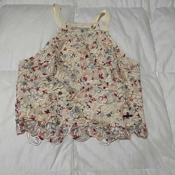 Abercrombie & Fitch Tops - Abercrombie & Fitch | Floral Lace Slim Crop Top
